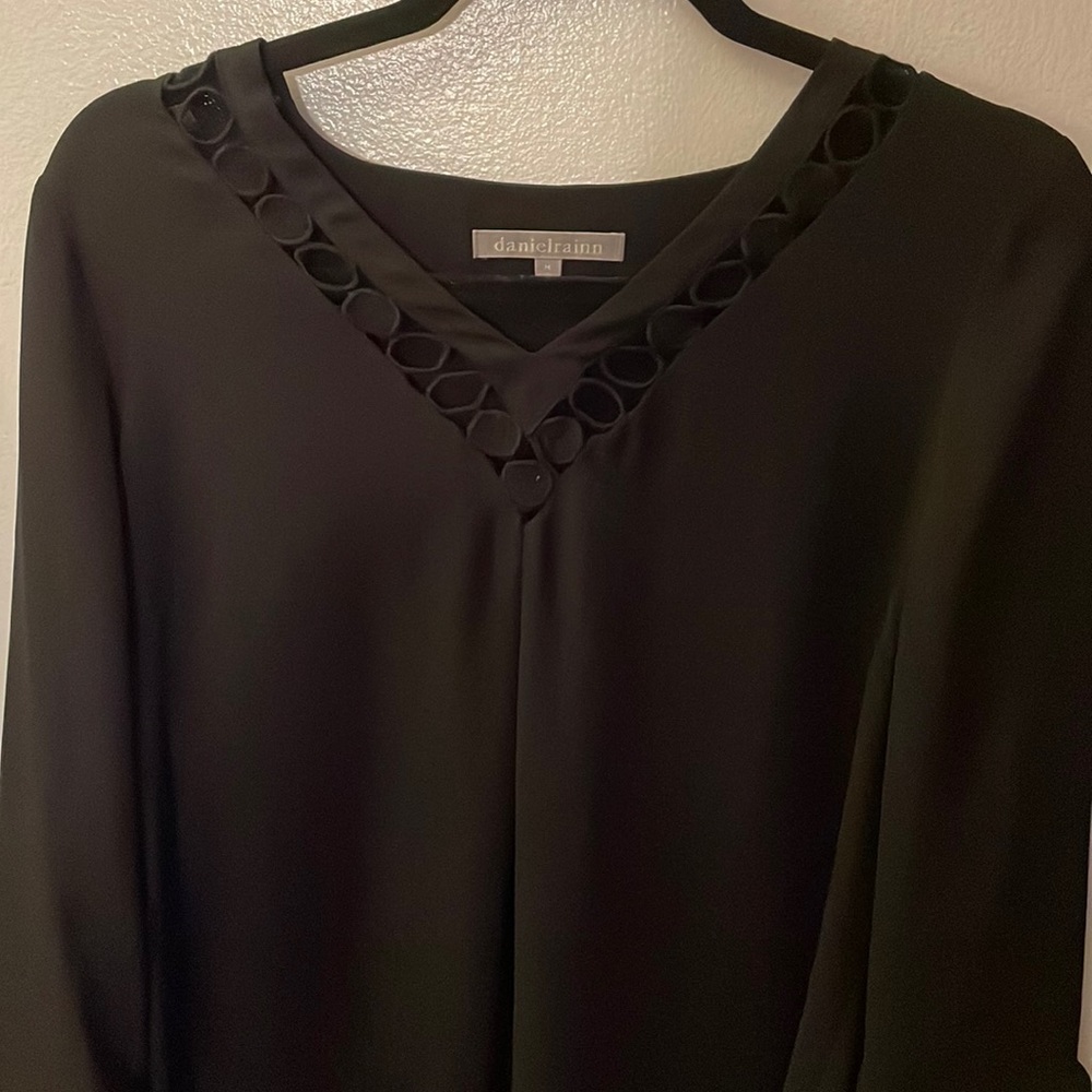 Black detailed V neck dress shirt